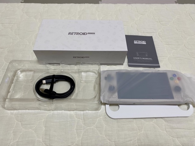小型だけどパワフルなゲーム機『Retroid Pocket 4Pro』をご紹介！