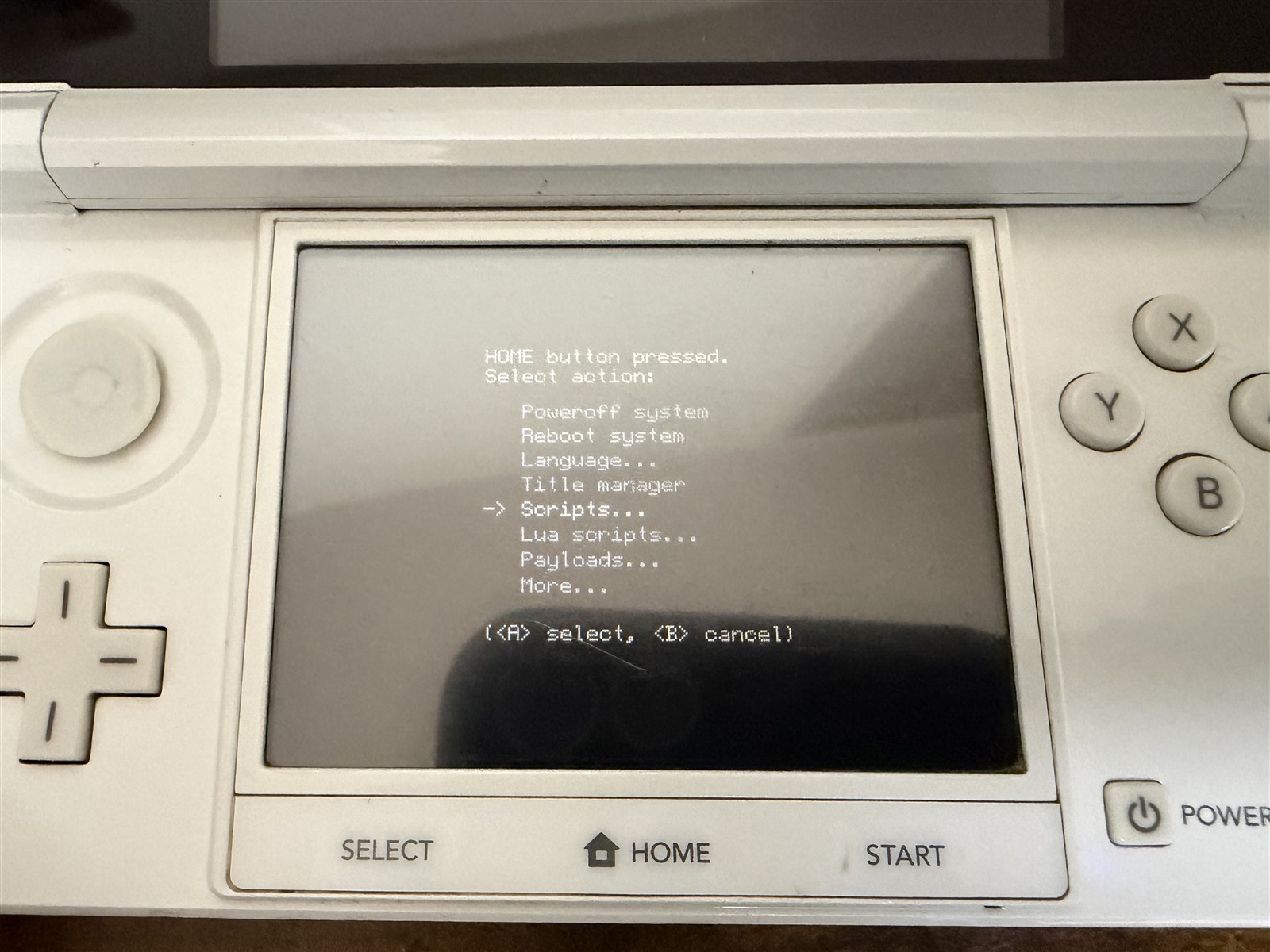 GodMode9のHOMEメニューでScriptsを選択