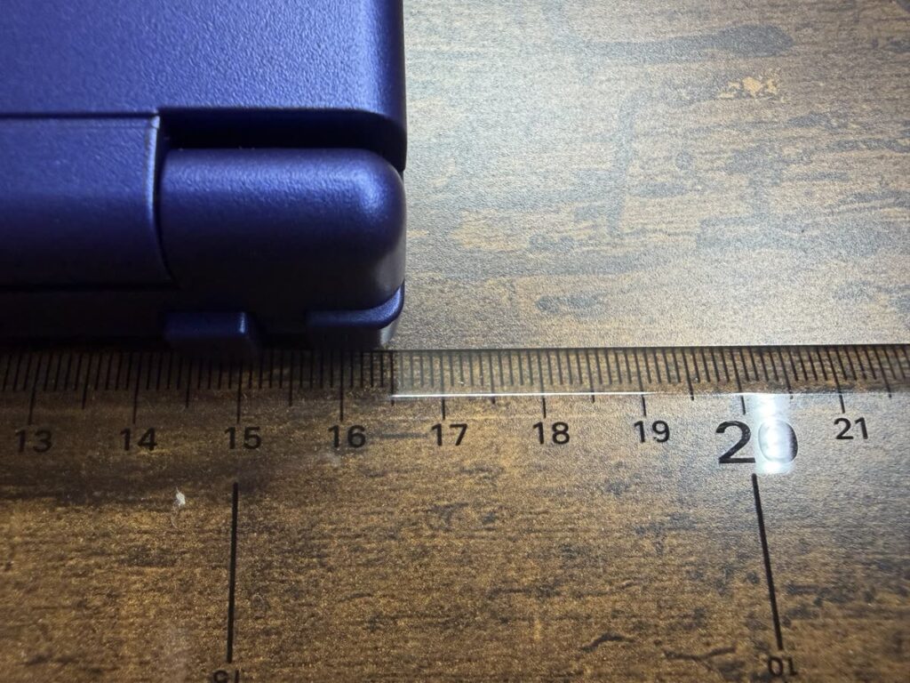 RG DS Plusの横幅は定規で約16.5cm